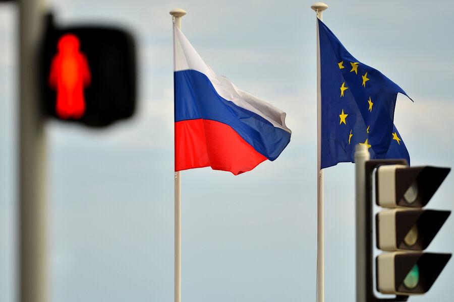 В ЕС предложили вводить глобальные санкции за помощь России В ЕС предложили вводить глобальные санкции за помощь России
