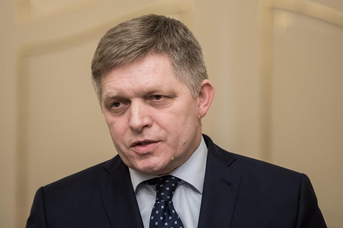 Премьер-министра Словакии попытались застрелить Премьер-министра Словакии попытались застрелить
