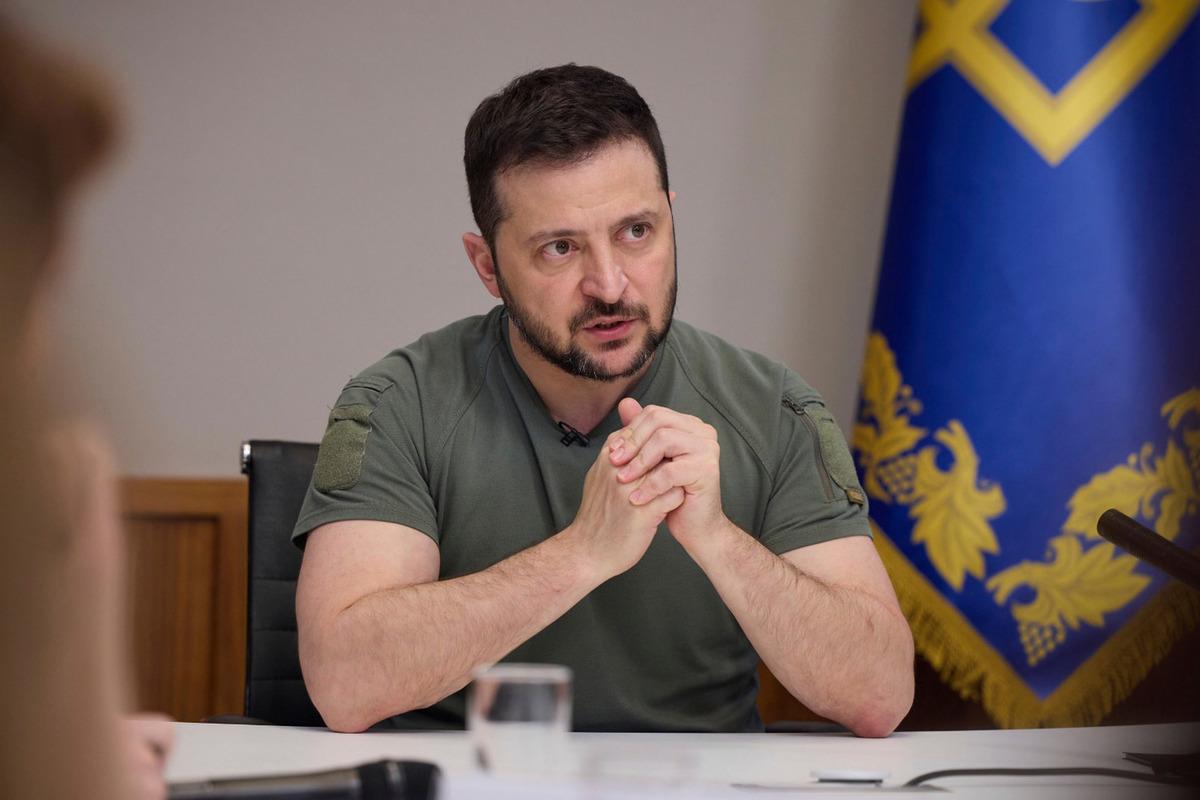 Отсутствие выборов на Украине: опасения проигрыша Зеленского Отсутствие выборов на Украине: опасения проигрыша Зеленского