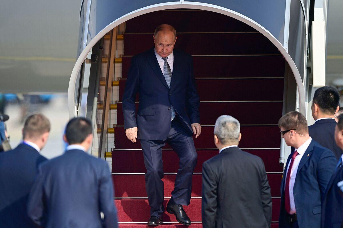 Президент России Владимир Путин продолжает государственный визит в Китай, прибыв в Харбин Президент России Владимир Путин продолжает государственный визит в Китай, прибыв в Харбин