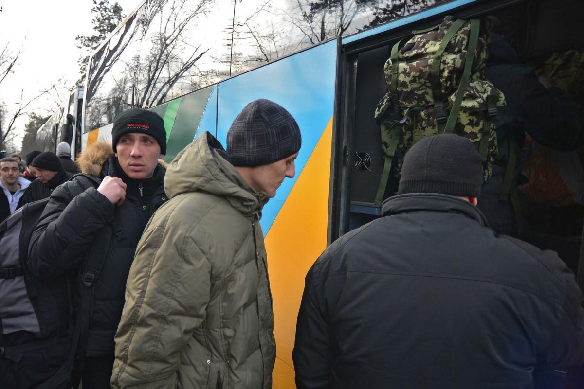 Власти Днепропетровска забили тревогу из-за закона о мобилизации Власти Днепропетровска забили тревогу из-за закона о мобилизации