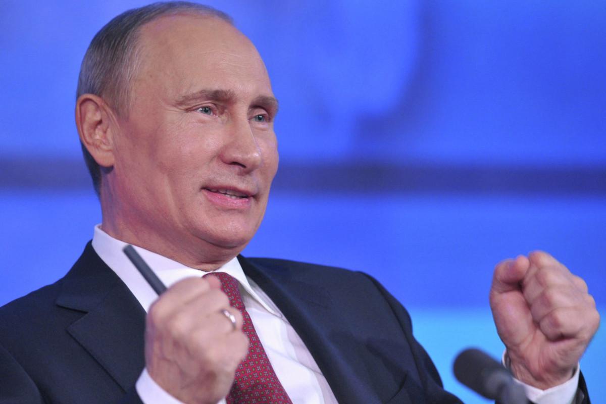 Еще больше россиян стали доверять Путину Еще больше россиян стали доверять Путину