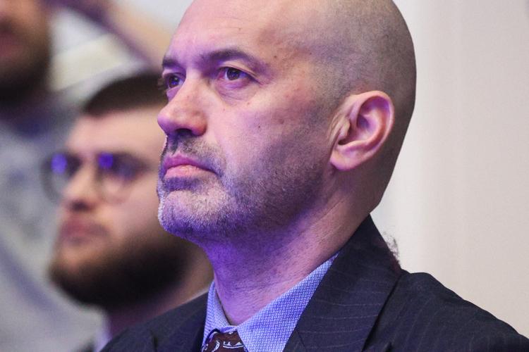 Азат Кадыров покинул свой пост в министерстве спорта России Азат Кадыров покинул свой пост в министерстве спорта России