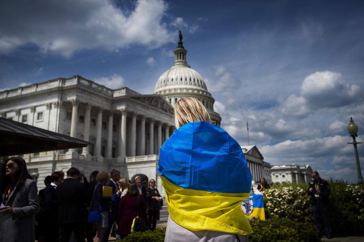 Американский сенатор заявил о безразличии Вашингтона к судьбе Украины Американский сенатор заявил о безразличии Вашингтона к судьбе Украины