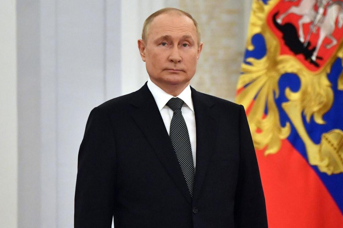Путин утвердил порядок выезда за рубеж допущенных к гостайне Путин утвердил порядок выезда за рубеж допущенных к гостайне