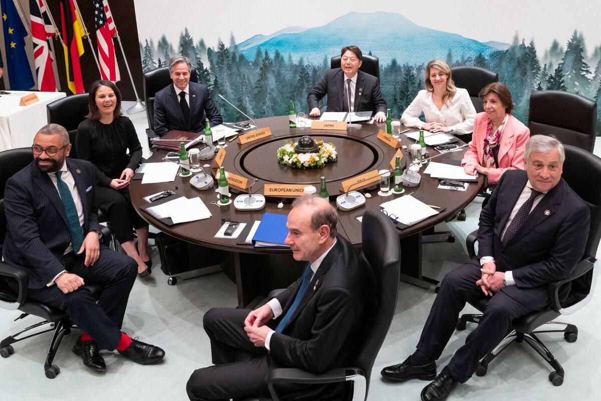 Кэмерон намекнул на возможность конфискации российских активов G7 Кэмерон намекнул на возможность конфискации российских активов G7