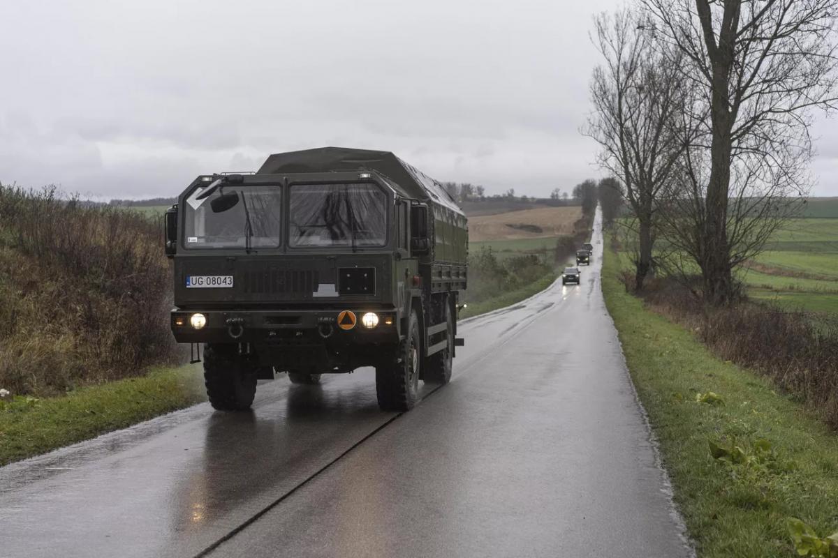 Польша рассматривает возможность использования ПВО против российских ракет Польша рассматривает возможность использования ПВО против российских ракет