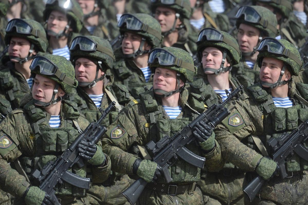 В Кремле ответили на вопрос о необходимости мобилизации в России В Кремле ответили на вопрос о необходимости мобилизации в России