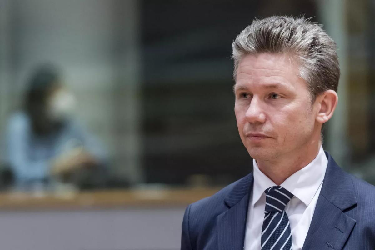 Минобороны Швеции разрешило Украине бить по территории России Минобороны Швеции разрешило Украине бить по территории России