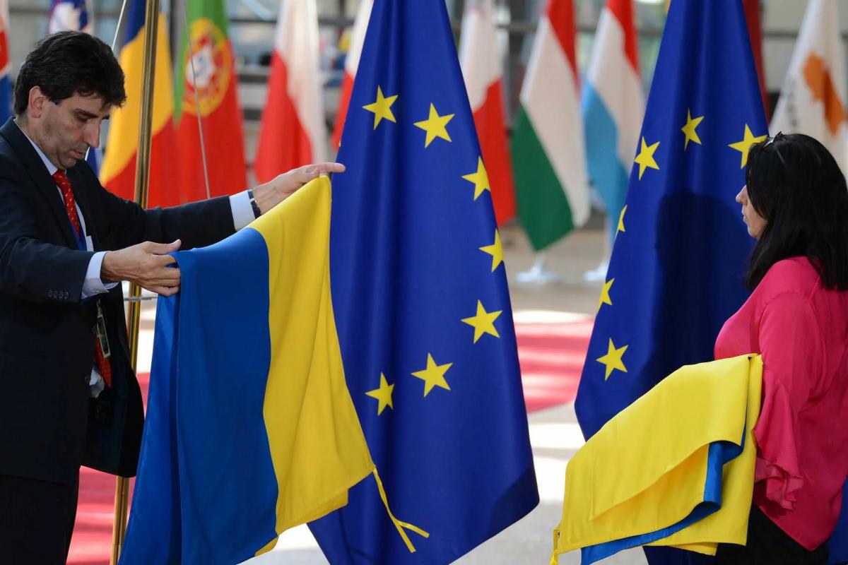 Евродепутат заявил, что ЕС находится среди главных проигравших в украинском конфликте Евродепутат заявил, что ЕС находится среди главных проигравших в украинском конфликте