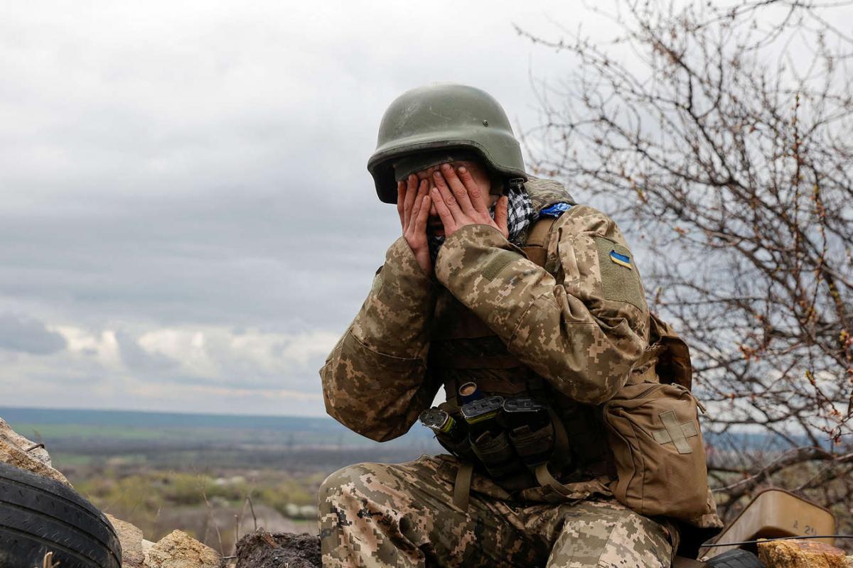 Пленный рассказал, как пьяные украинские солдаты застрелили офицеров ВСУ Пленный рассказал, как пьяные украинские солдаты застрелили офицеров ВСУ