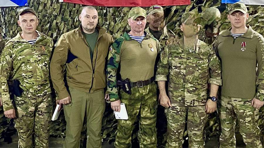 Мэра приморского города наградили в зоне СВО орденом Мужества Мэра приморского города наградили в зоне СВО орденом Мужества
