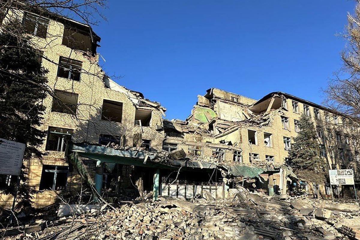 Сальдо: На левом берегу Днепра в селе Крынки в подвалах найдены тела бойцов ВСУ Сальдо: На левом берегу Днепра в селе Крынки в подвалах найдены тела бойцов ВСУ