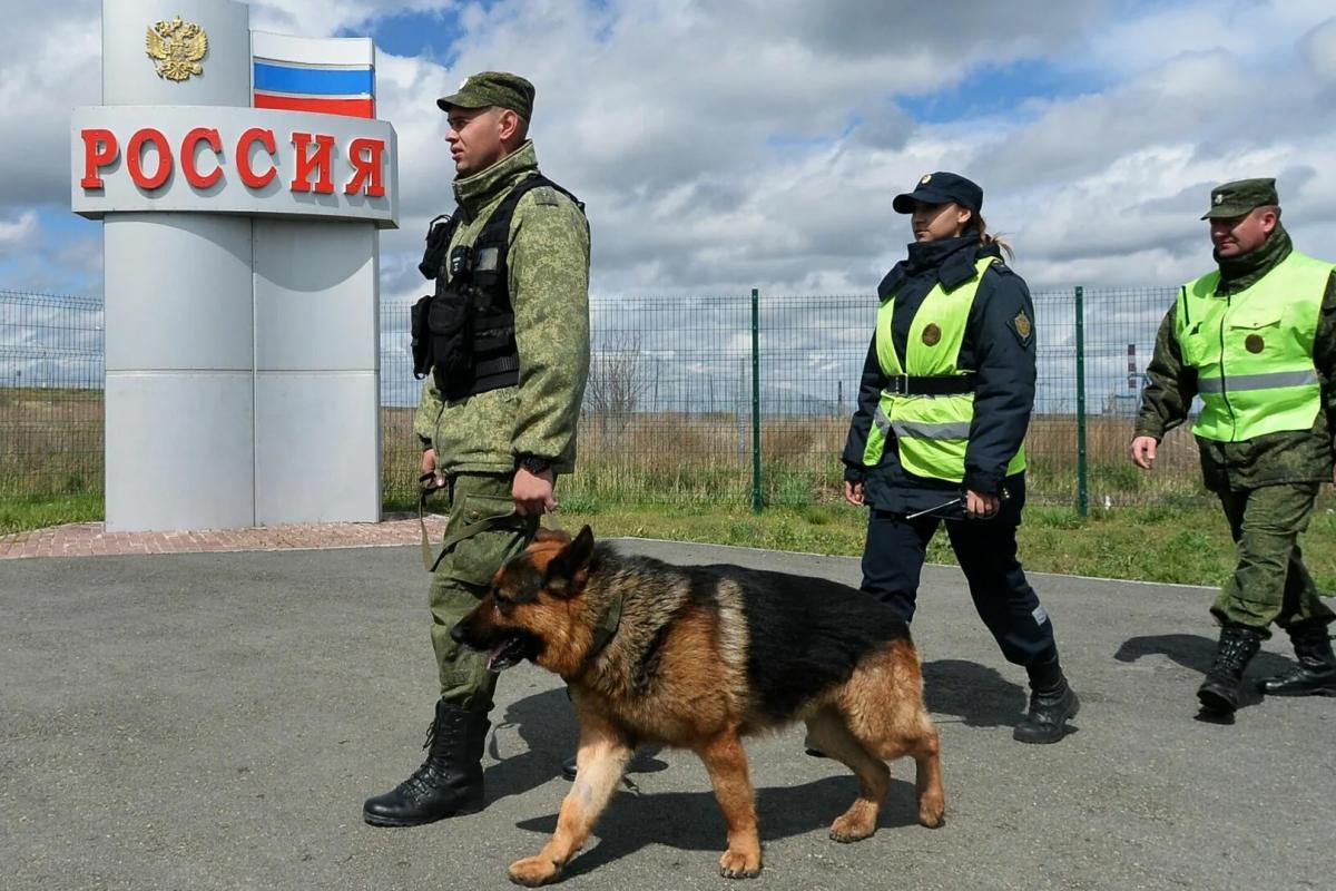 ФСБ сообщила о росте активности спецслужб Украины у границы с Россией ФСБ сообщила о росте активности спецслужб Украины у границы с Россией