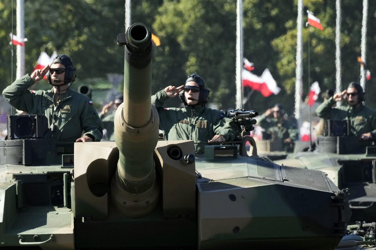 Радослав Сикорский считает необходимым укрепление восточных границ Польши Радослав Сикорский считает необходимым укрепление восточных границ Польши