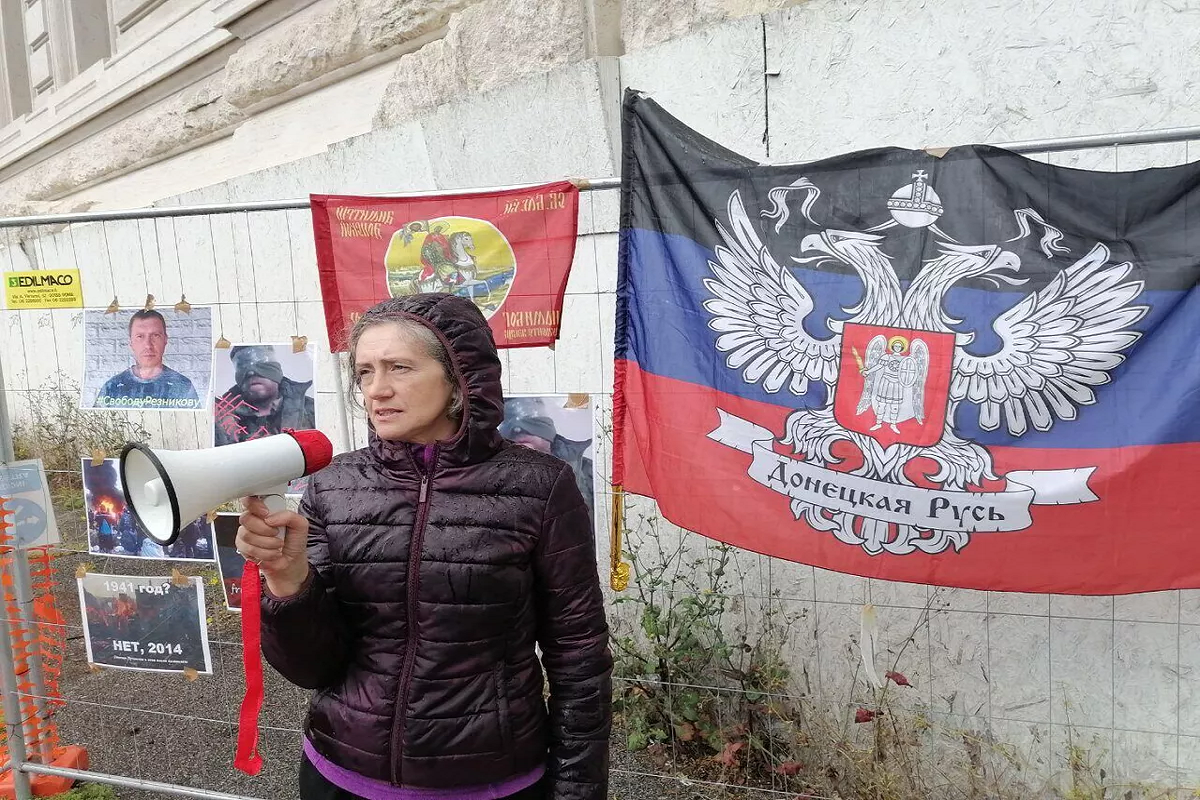 У посольства Украины в Риме прошел пикет в поддержку пленного российского военнослужащего Дениса Резникова У посольства Украины в Риме прошел пикет в поддержку пленного российского военнослужащего Дениса Резникова