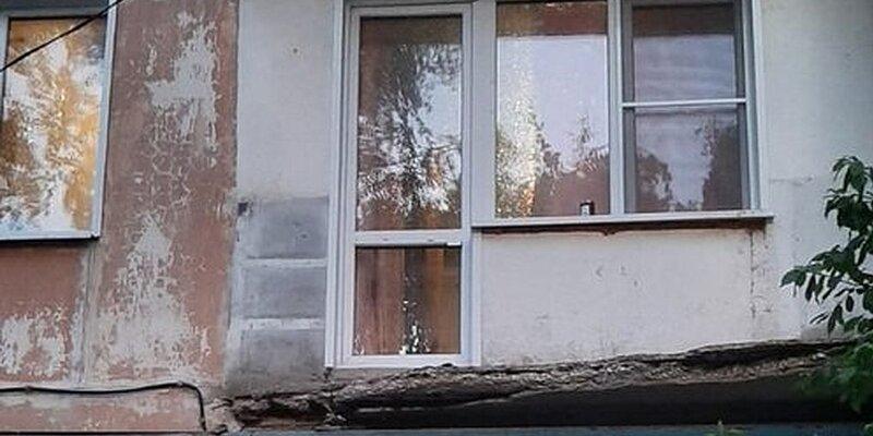 В Рязанской области пострадала женщина, рухнувшая с высоты вместе с балконной плитой В Рязанской области пострадала женщина, рухнувшая с высоты вместе с балконной плитой