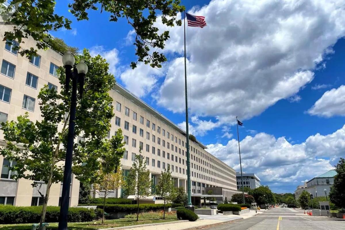 США намерены без колебаний ввести санкции против Грузии США намерены без колебаний ввести санкции против Грузии
