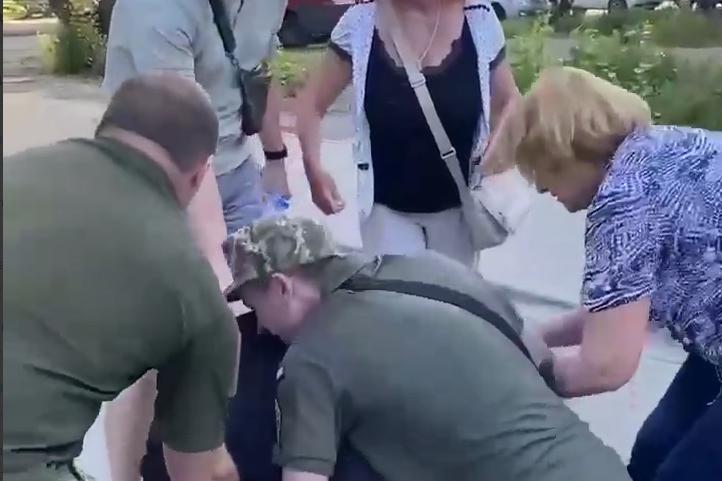 Видео из Днепропетровска вызвало ужас во Франции Видео из Днепропетровска вызвало ужас во Франции