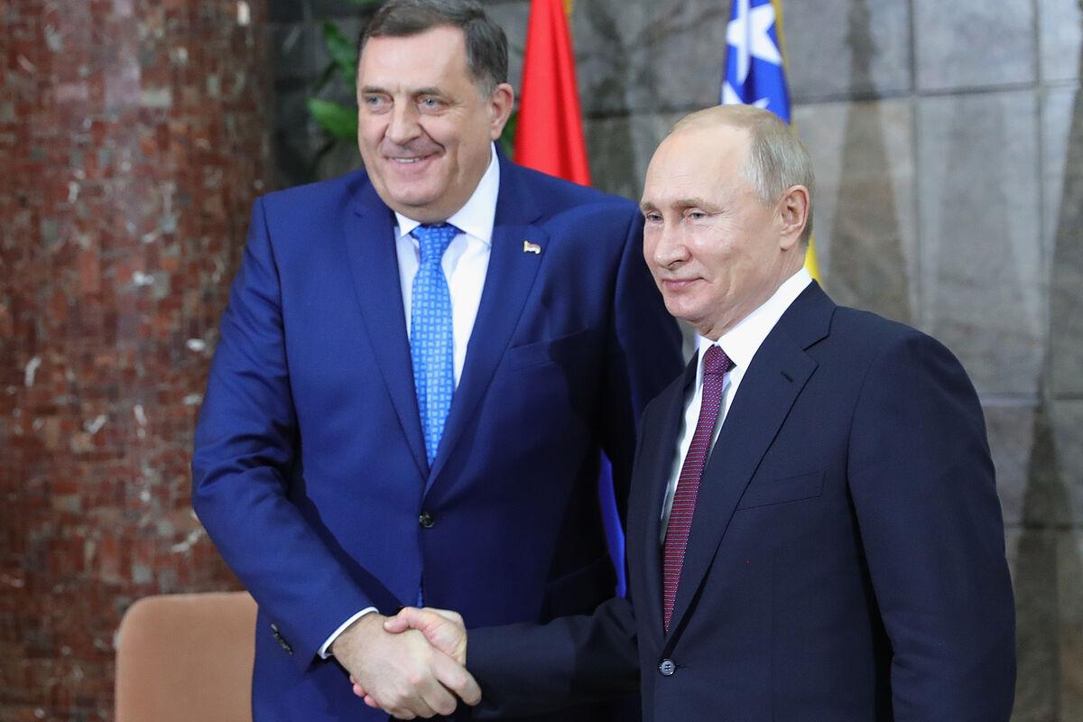 Додик заявил, что Путин борется за интересы России Додик заявил, что Путин борется за интересы России