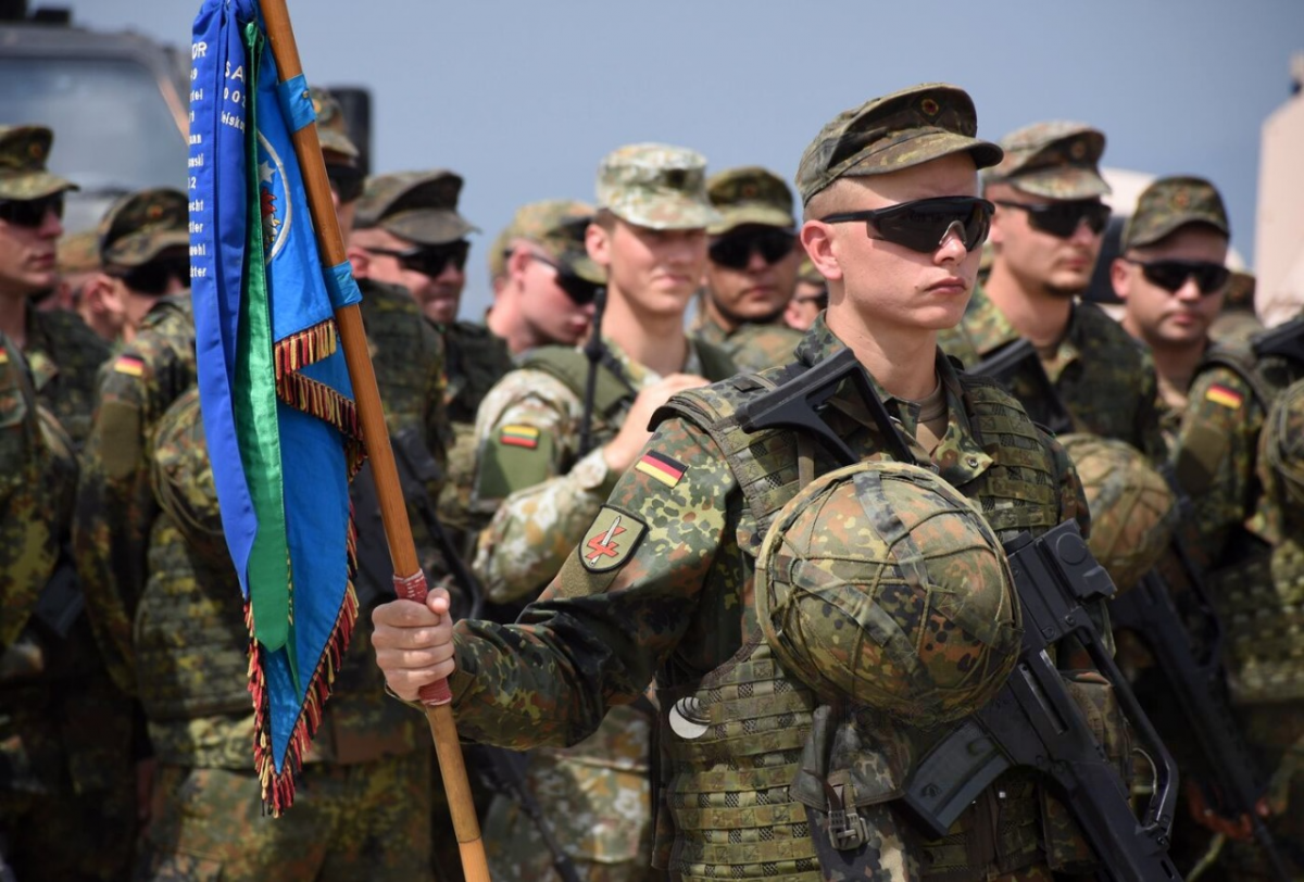Бывший дипломат Биттерлих подчеркивает неготовность Германии к военным действиям против России Бывший дипломат Биттерлих подчеркивает неготовность Германии к военным действиям против России