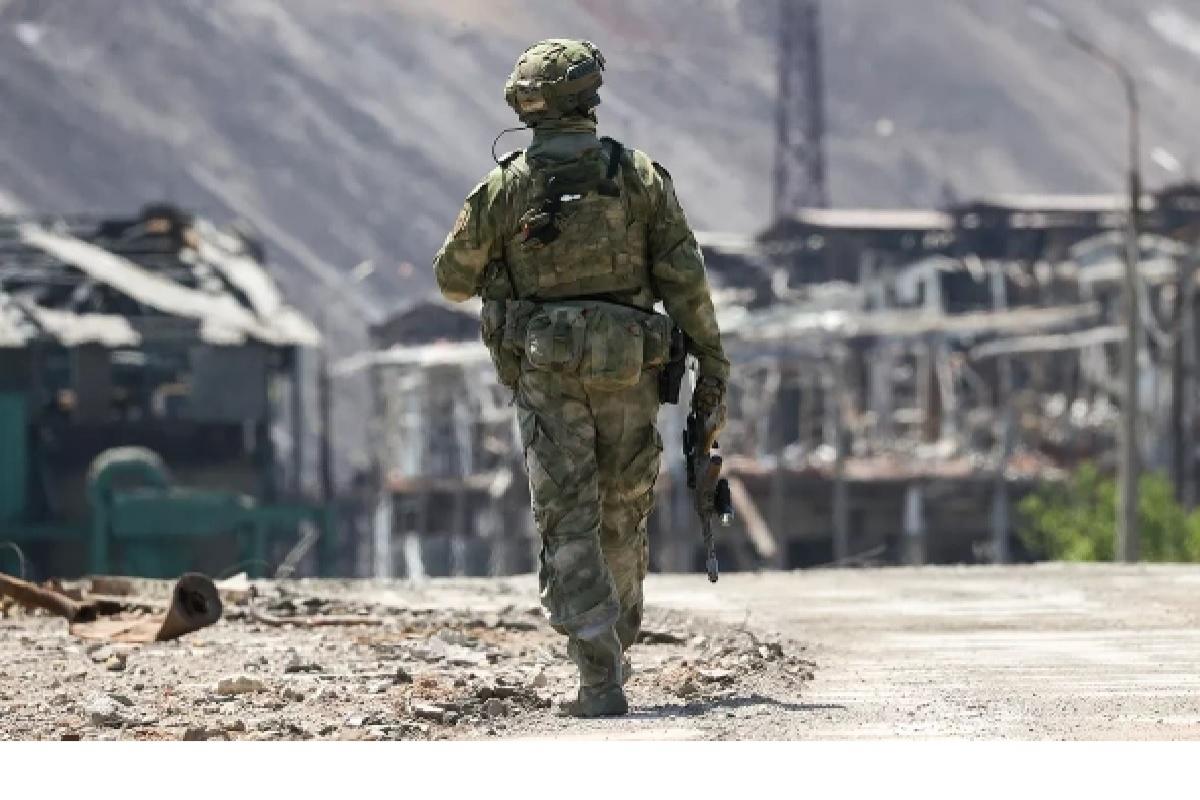 Группу военных обвинили в грабежах, разбое и убийстве сослуживца в Курской области Группу военных обвинили в грабежах, разбое и убийстве сослуживца в Курской области