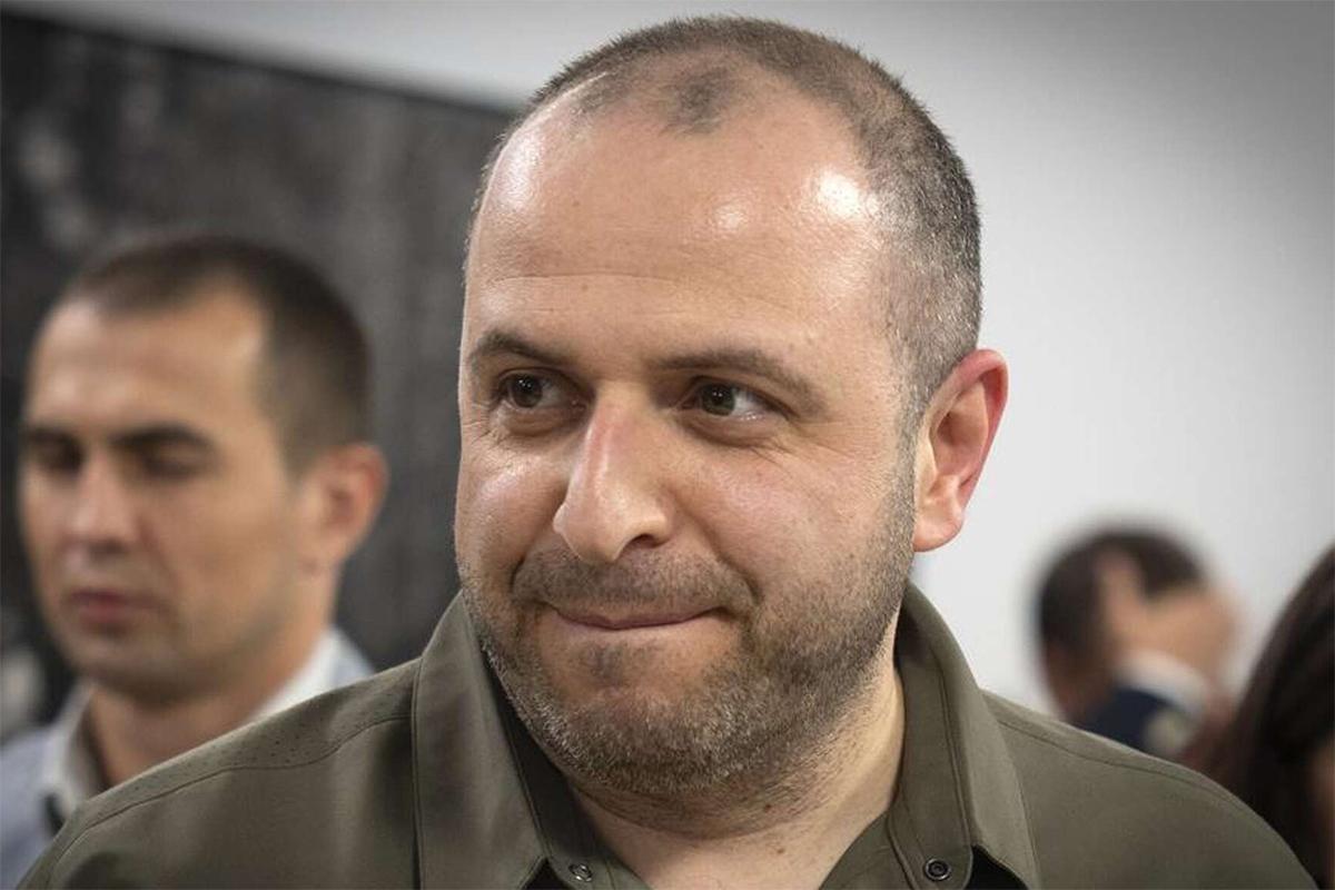 Умеров утверждает, что Украина передала России проект меморандума Умеров утверждает, что Украина передала России проект меморандума