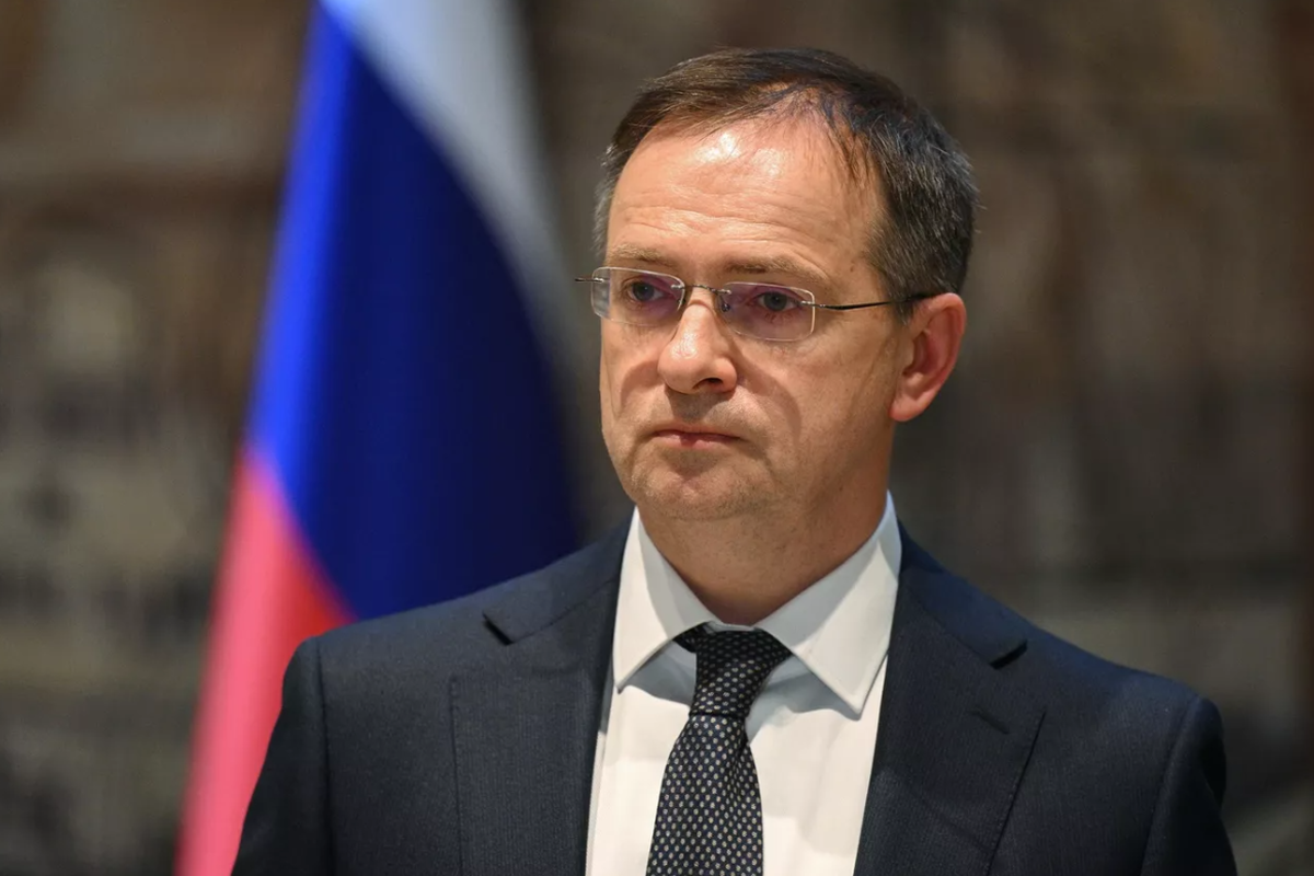 Владимир Мединский рассказал, куда обращаются украинские родители в поиске своих детей Владимир Мединский рассказал, куда обращаются украинские родители в поиске своих детей