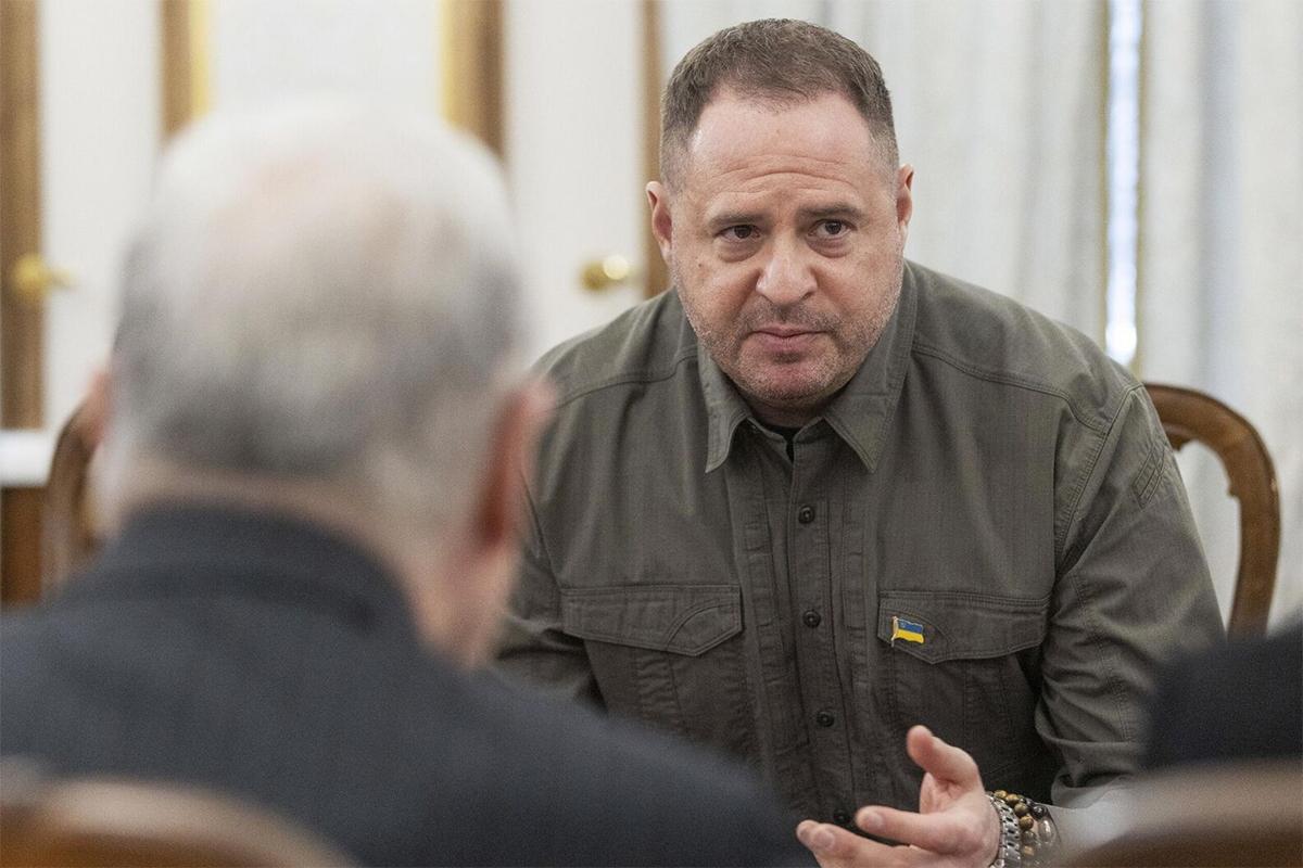 Глава офиса Зеленского назвал позицию России неконструктивной и призвал США ввести санкции Глава офиса Зеленского назвал позицию России неконструктивной и призвал США ввести санкции