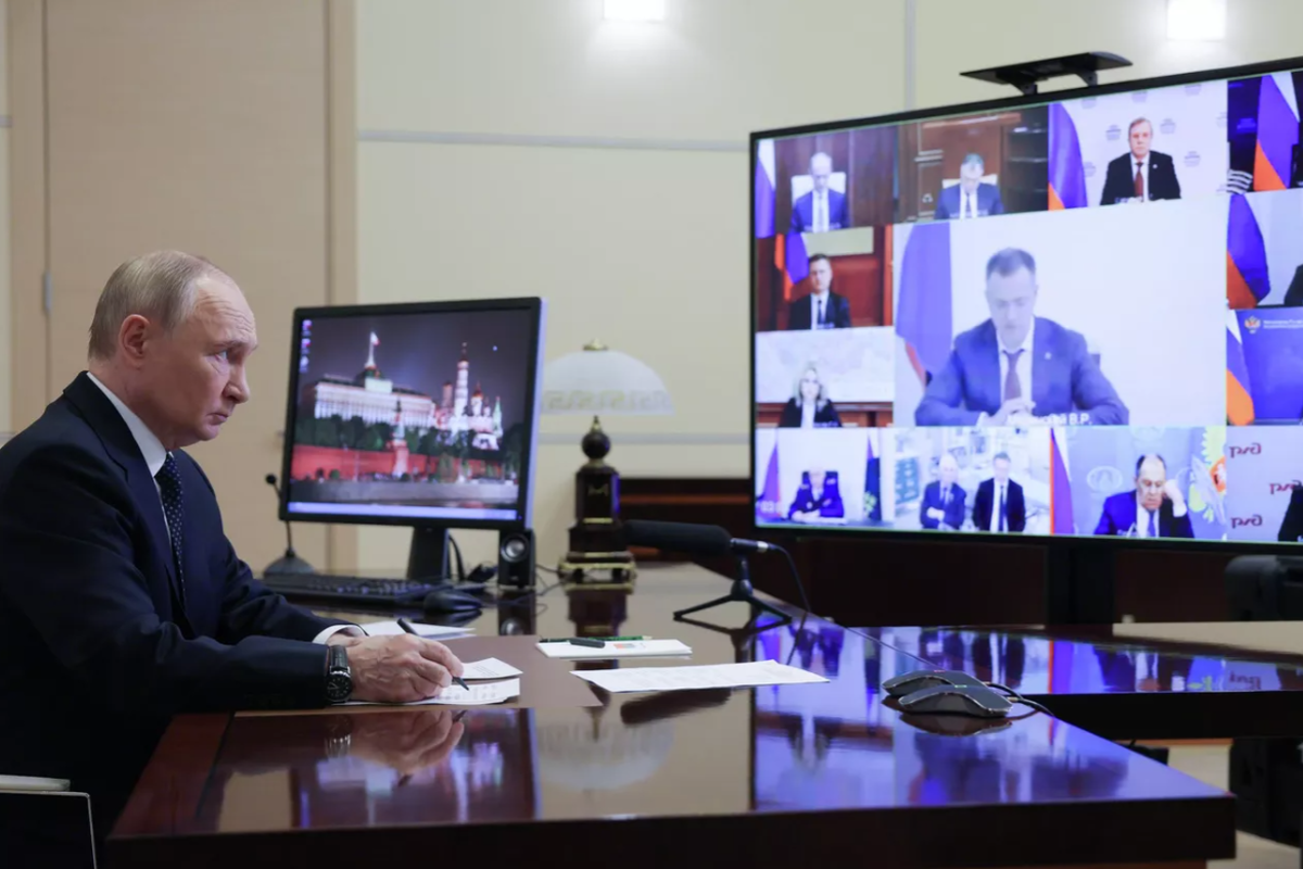 Президент России заявил, что власти Украины приняли решение о терактах на политическом уровне Президент России заявил, что власти Украины приняли решение о терактах на политическом уровне