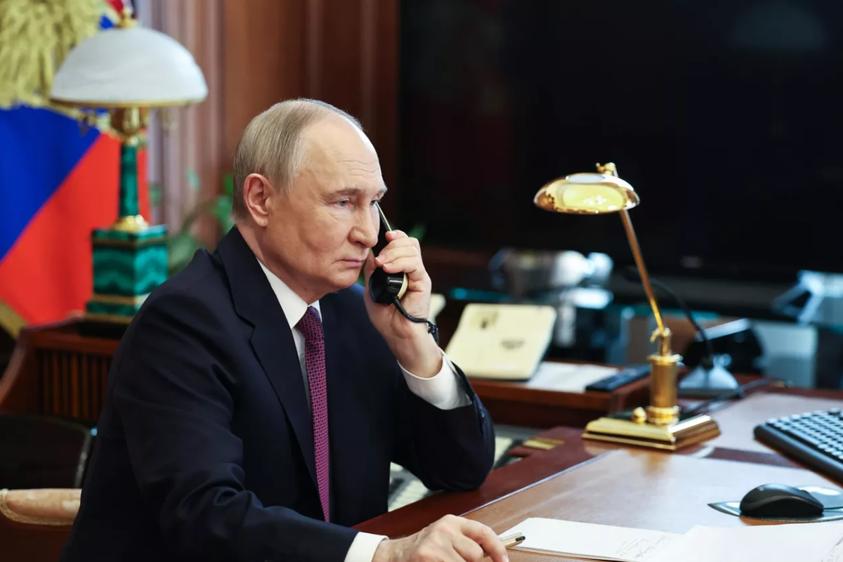 Ушаков заявил, что Трампу было полезно узнать оценку Путина по атакам Киева Ушаков заявил, что Трампу было полезно узнать оценку Путина по атакам Киева