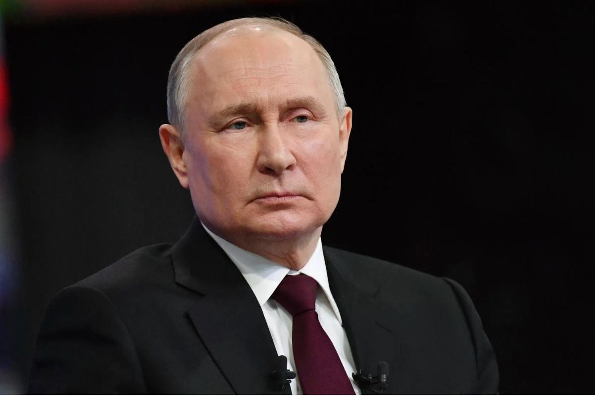 Путин предложил устроить русскому языку «генеральную уборку» от иностранных слов Путин предложил устроить русскому языку «генеральную уборку» от иностранных слов