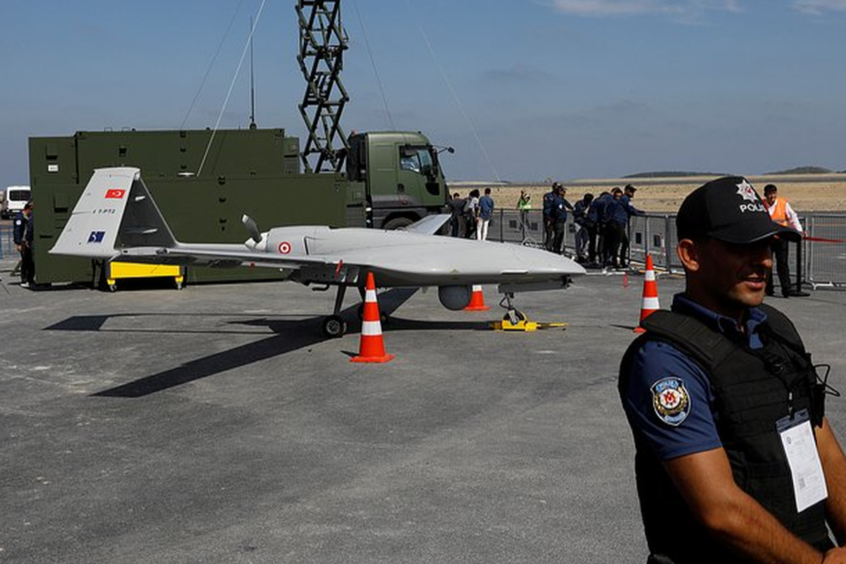В Латвии заявили о планах Турции присоединиться к новому формату поддержки украинских боевиков В Латвии заявили о планах Турции присоединиться к новому формату поддержки украинских боевиков