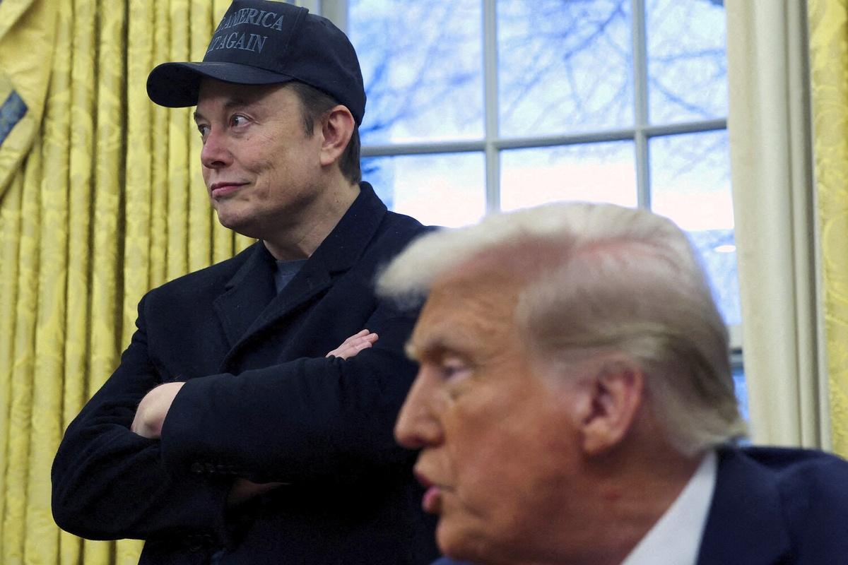Перепалка Маска и Трампа: предприниматель ответил на пожелания президента Перепалка Маска и Трампа: предприниматель ответил на пожелания президента