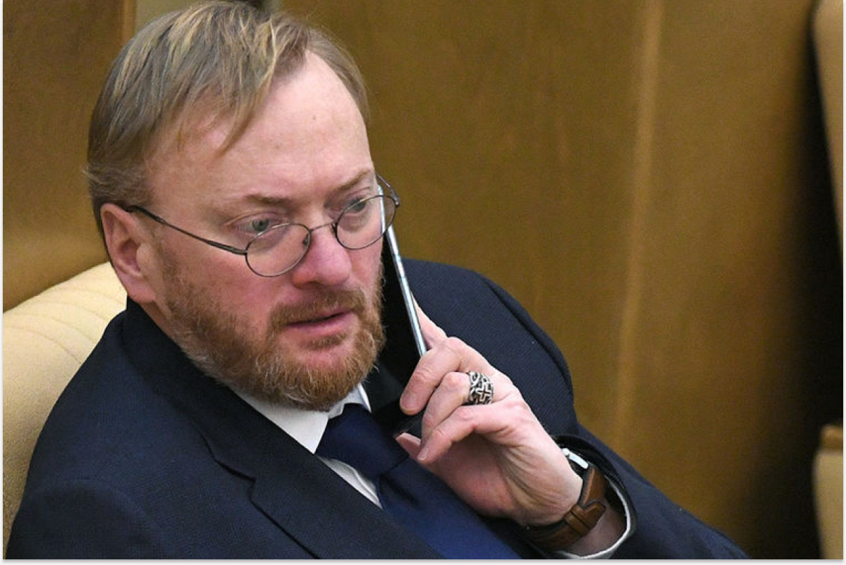 Виталий Милонов сравнил уехавших мужчин с персонажами романа «Собачье сердце» Виталий Милонов сравнил уехавших мужчин с персонажами романа «Собачье сердце»