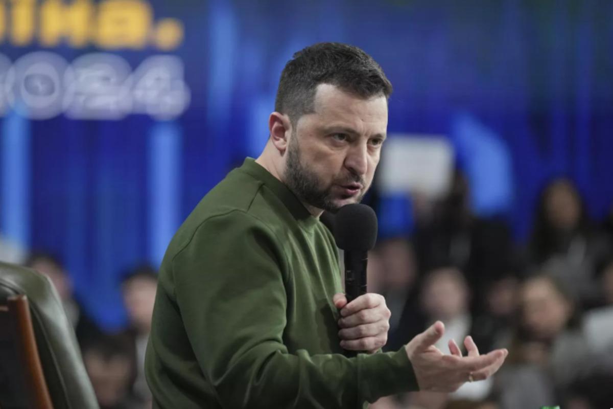 Канадский журналист рассказал о реальных причинах атак на российские аэродромы Канадский журналист рассказал о реальных причинах атак на российские аэродромы
