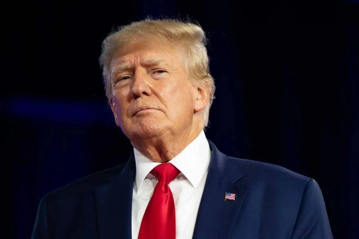 Трамп может отказаться от активного участие в переговорах по Украине Трамп может отказаться от активного участие в переговорах по Украине