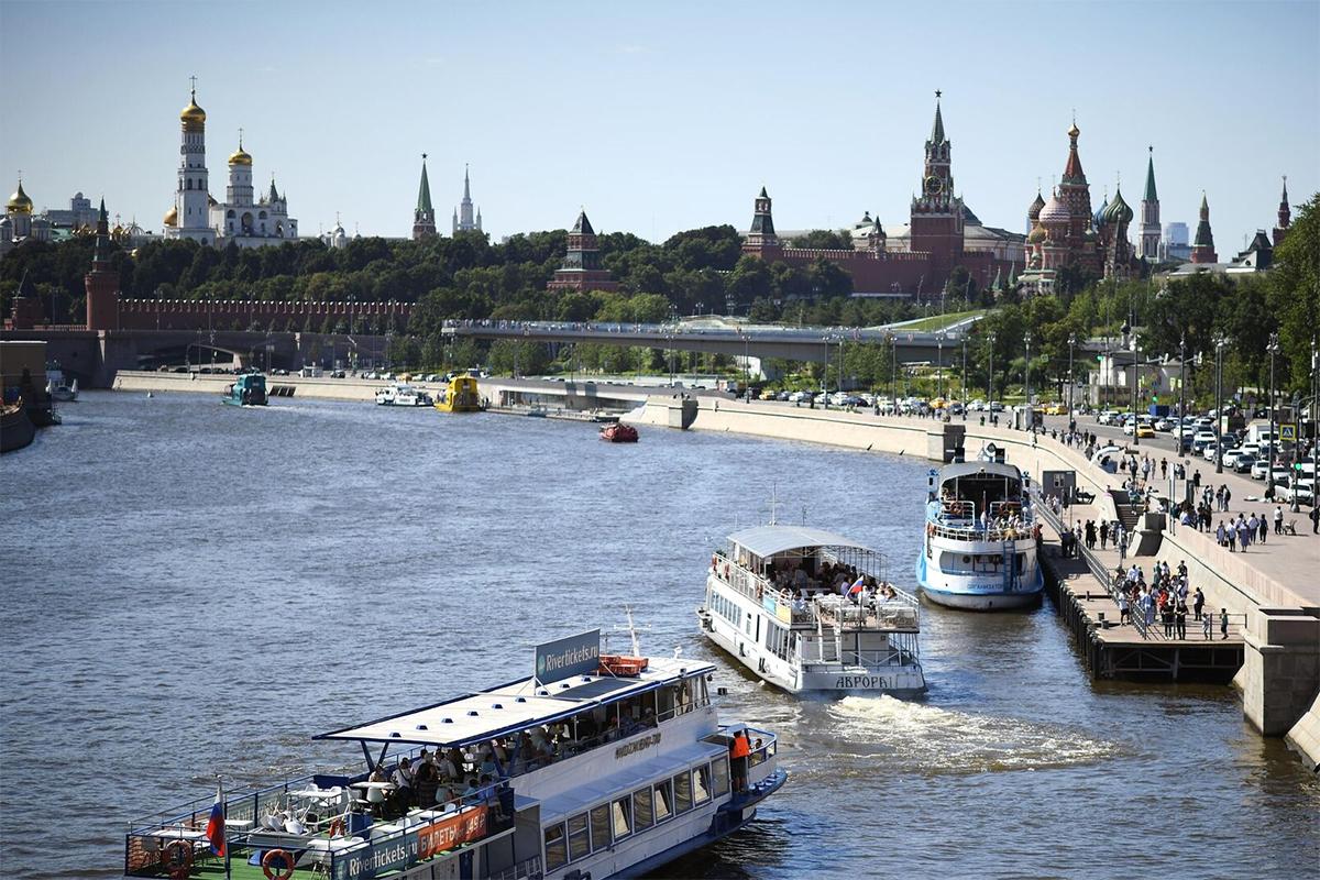Отец Илона Маска сравнил Москву с другими столицами мира Отец Илона Маска сравнил Москву с другими столицами мира