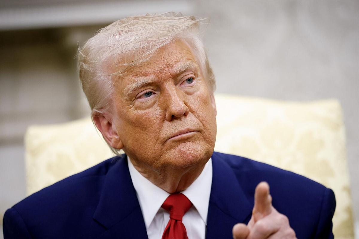 Трамп пояснил, что решение США о возвращении дипломатов и военных с Ближнего Востока обусловлено возможной опасностью Трамп пояснил, что решение США о возвращении дипломатов и военных с Ближнего Востока обусловлено возможной опасностью