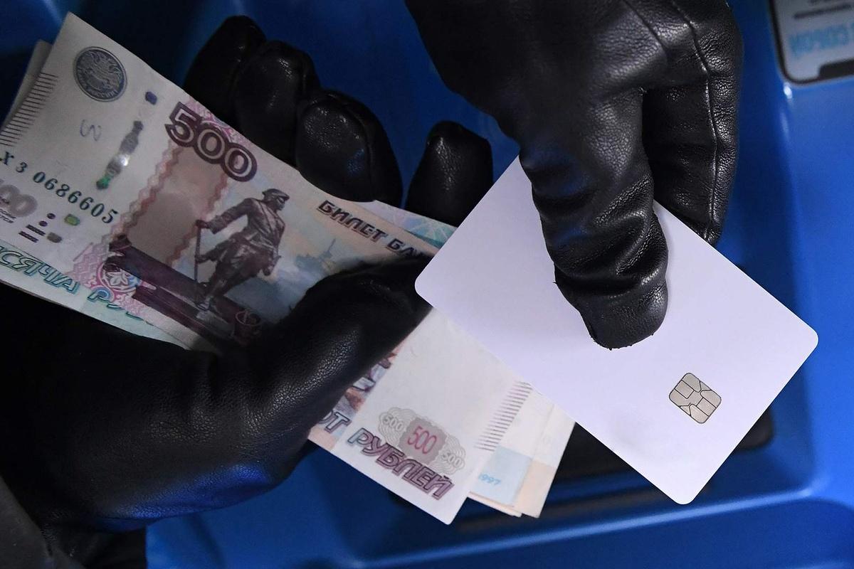 Сенатор Артем Шейкин о новом способе мошенников вымогать деньги Сенатор Артем Шейкин о новом способе мошенников вымогать деньги