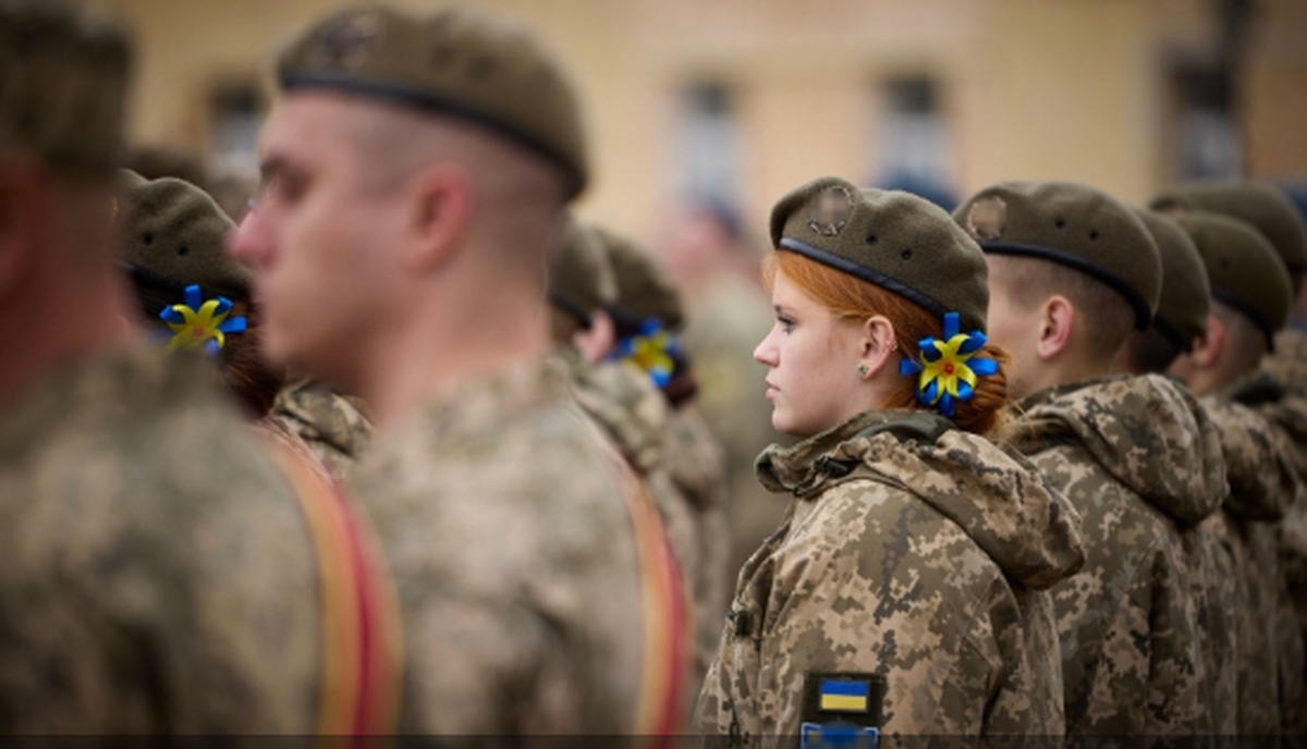 На Украине принимаются радикальные меры: Мобилизуют женщин и молодых людей, которым ещё не исполнилось 18 лет На Украине принимаются радикальные меры: Мобилизуют женщин и молодых людей, которым ещё не исполнилось 18 лет