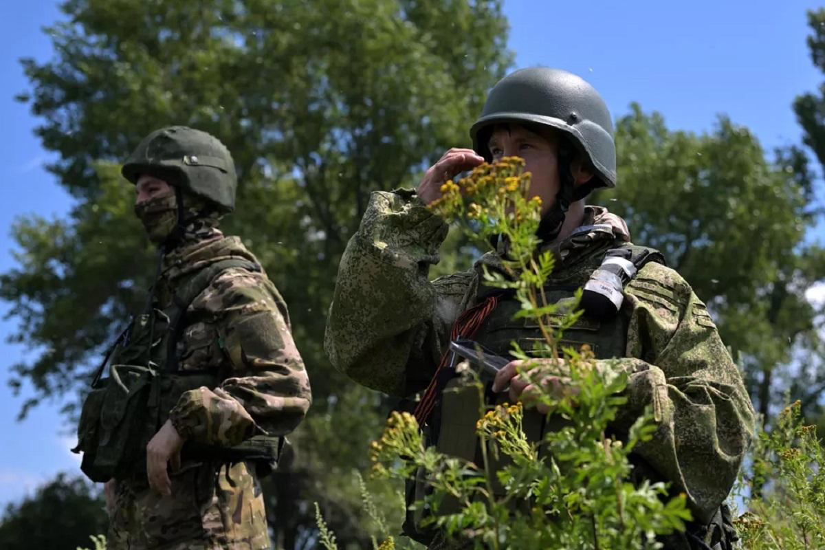 Российские войска зашли в Петровское в ДНР, перехитрив ВСУ Российские войска зашли в Петровское в ДНР, перехитрив ВСУ