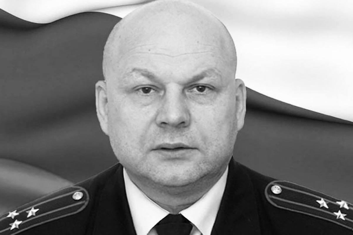 Бывший руководитель отдела полиции найден мертвым в Екатеринбурге Бывший руководитель отдела полиции найден мертвым в Екатеринбурге