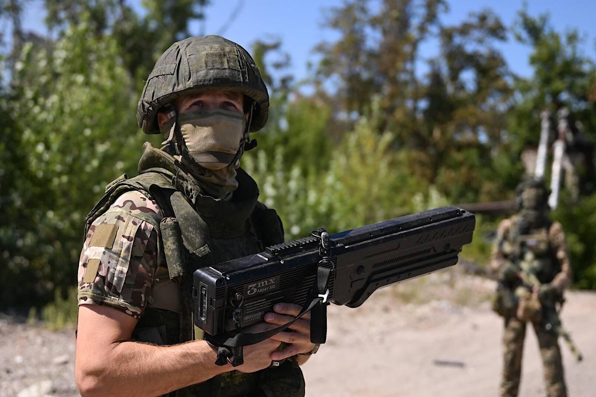 ВС РФ вступили в боевое столкновение с подразделениями бригады «Азов» в зоне СВО ВС РФ вступили в боевое столкновение с подразделениями бригады «Азов» в зоне СВО