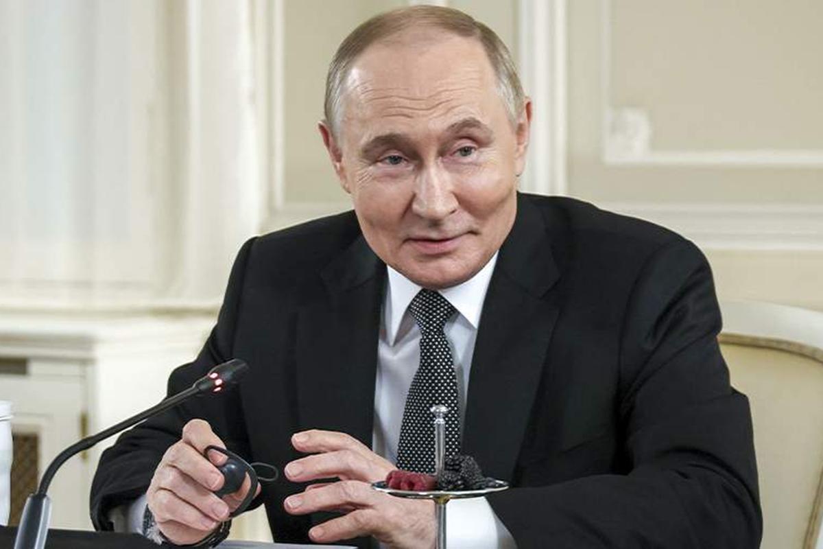 Посол Бердыев: решение об участии Путина в саммите G20 примет он сам Посол Бердыев: решение об участии Путина в саммите G20 примет он сам