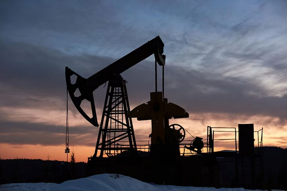Новак: Цена нефти до $100 зависит от рынка Новак: Цена нефти до $100 зависит от рынка