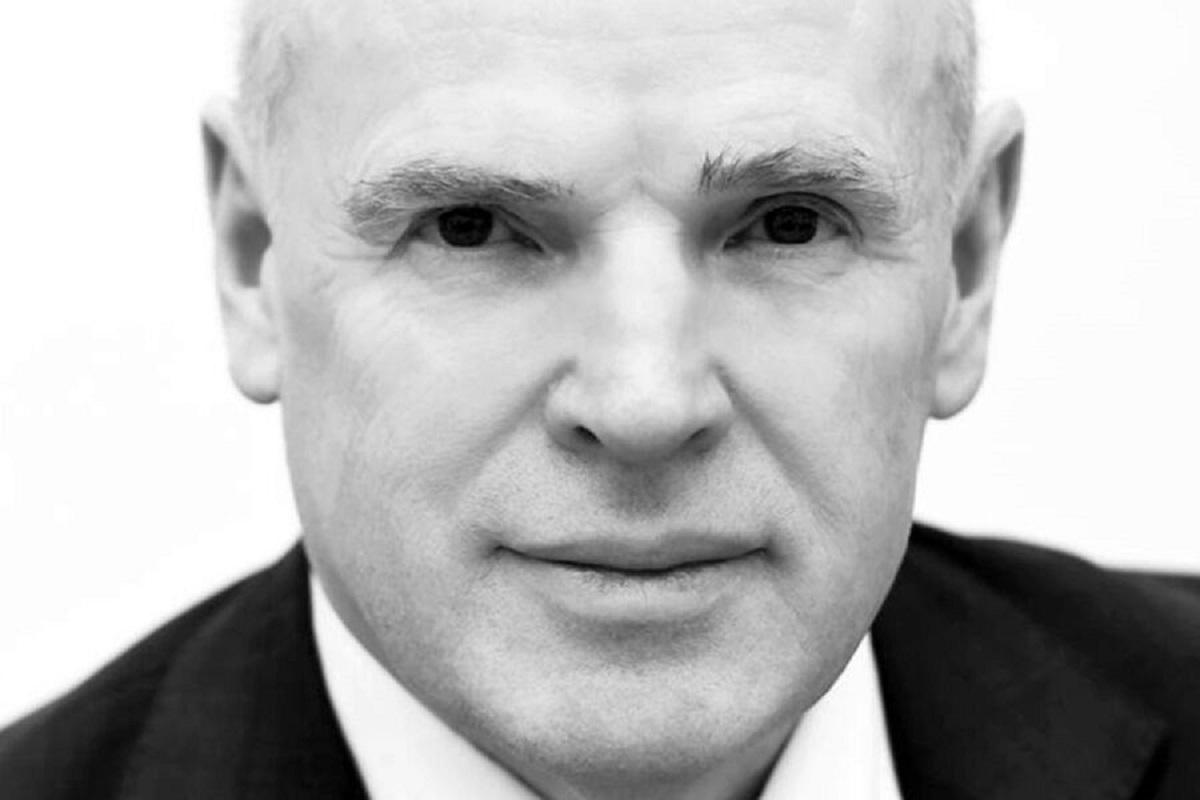 Вице-губернатора Ленинградской области нашли застреленным в загородном доме Вице-губернатора Ленинградской области нашли застреленным в загородном доме