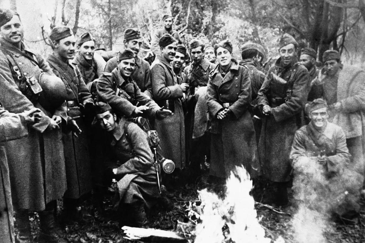 Испанец извинился перед блокадницей за службу родственника в рядах немецкой армии Испанец извинился перед блокадницей за службу родственника в рядах немецкой армии