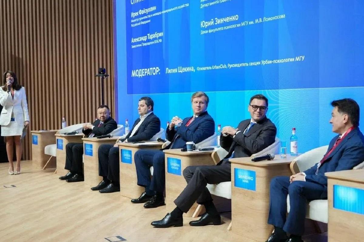 Ирек Файзуллин сообщил, разрабатываются мастер-планы городов с учетом эмоционального состояния людей Ирек Файзуллин сообщил, разрабатываются мастер-планы городов с учетом эмоционального состояния людей