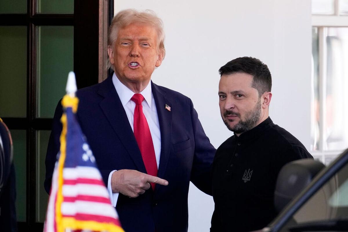 Сыщики предоставили Трампу сведения о коррупции Зеленского Сыщики предоставили Трампу сведения о коррупции Зеленского